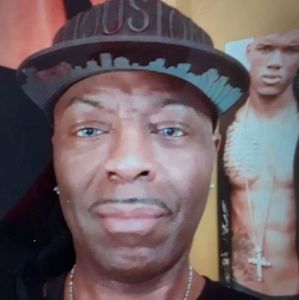 Meet your Posher, Lorenzo